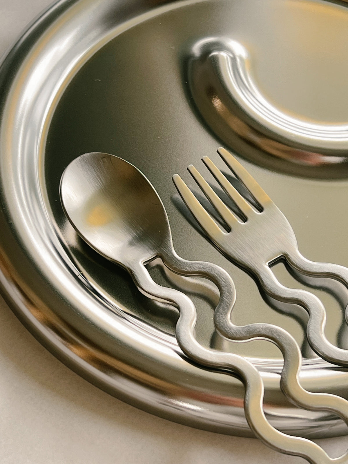 The Wave Cutlery Set