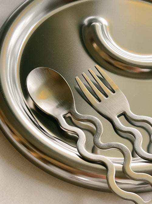 The Wave Cutlery Set